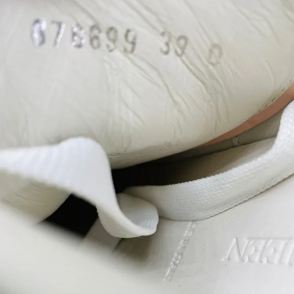 Alexander McQueen Women’s Oversized Leather Sneakers Size 9 AUTHENTIC - Picture 7 of 9